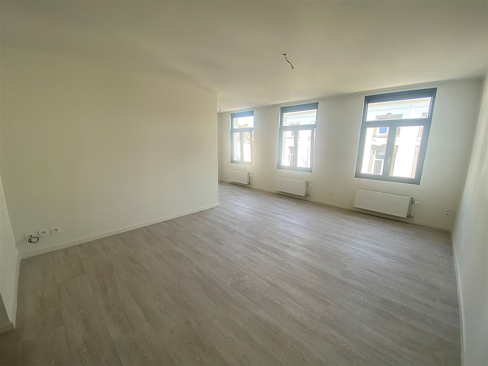 Ruim appartement met één slaapkamer in het centrum van Aalst foto 2