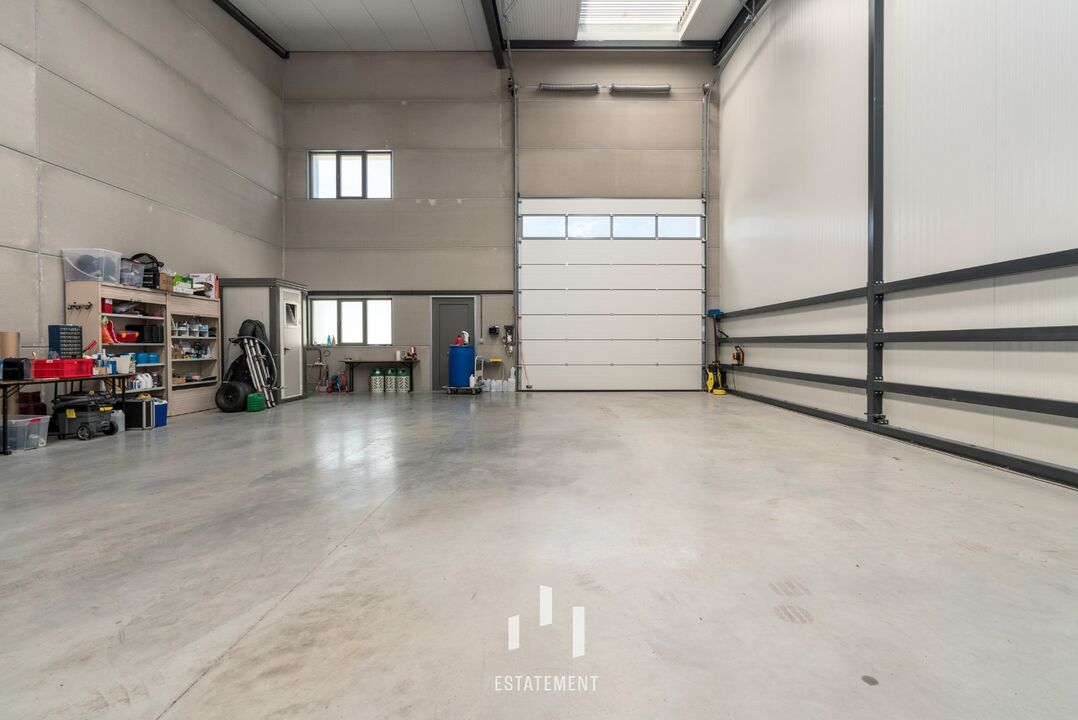 225 m² Ruimte om te Ondernement te koop in Alveringem! foto 1