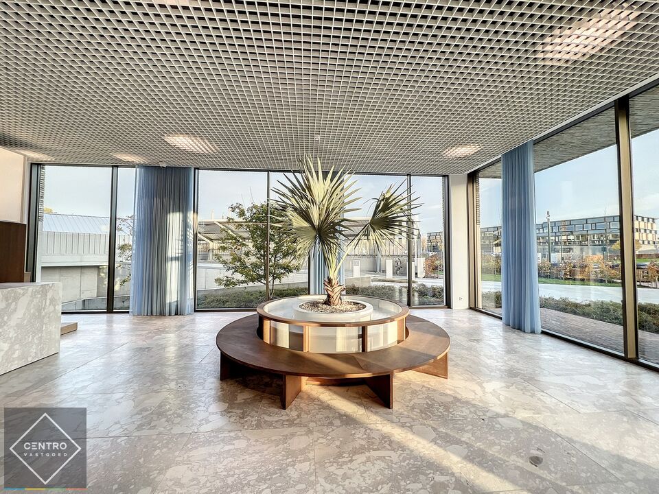 Prestigieuze en stijlvolle nieuwbouw kantoren te huur in KBP op AAA+ locatie in Kortrijk! foto 3