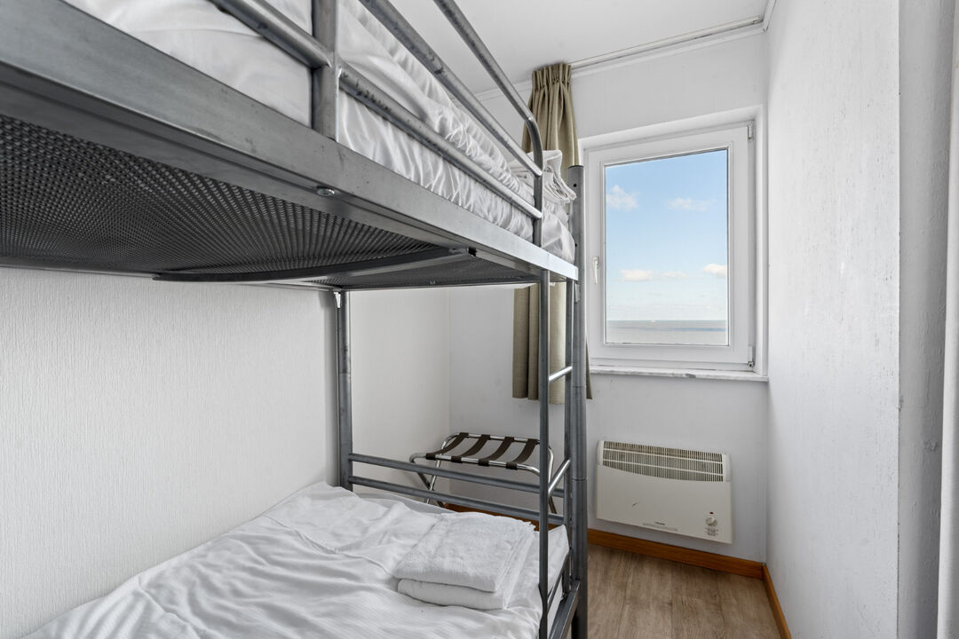 Twee slaapkamer appartement met frontaal zeezicht foto 10