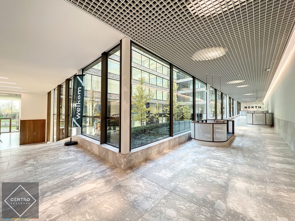Prestigieuze en stijlvolle nieuwbouw kantoren te huur in KBP op AAA+ locatie in Kortrijk! foto 8