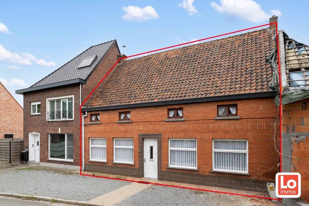 Af te breken woning op een goed bereikbare locatie in hartje Desteldonk nabij Gent! foto 2