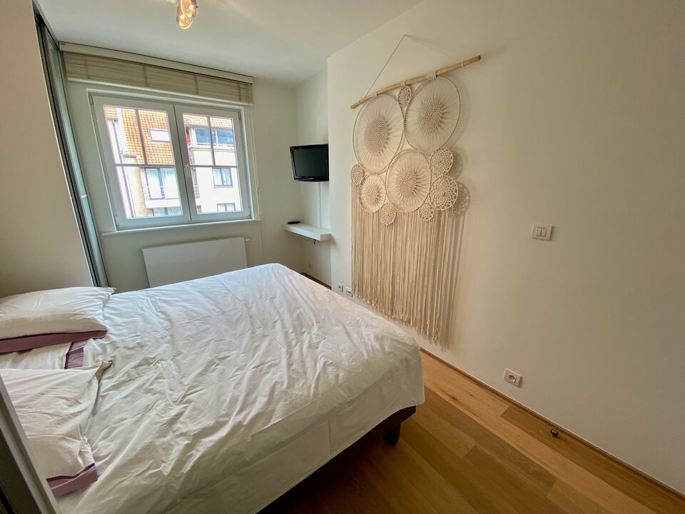 GEMEUBELD: Heel gezellig en perfect onderhouden appartement, gelegen in de Zoutelaan. foto 14