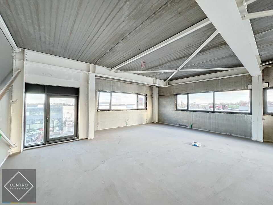 Laatste 4 NIEUWBOUW-kantoorruimten (± 210 m²) TE HUUR op zichtlocatie te Vichte. foto 10