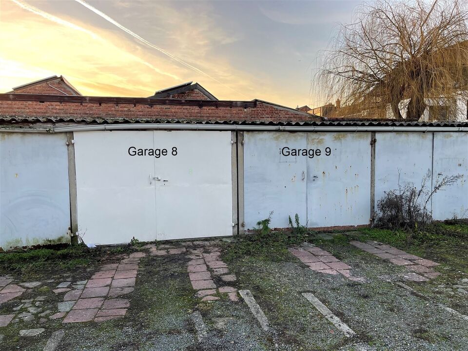 Garage foto 1