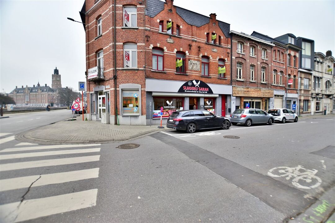 Handelszaak + duplex appartement op een unieke ligging te centrum Dendermonde , ideale investering ! foto 21
