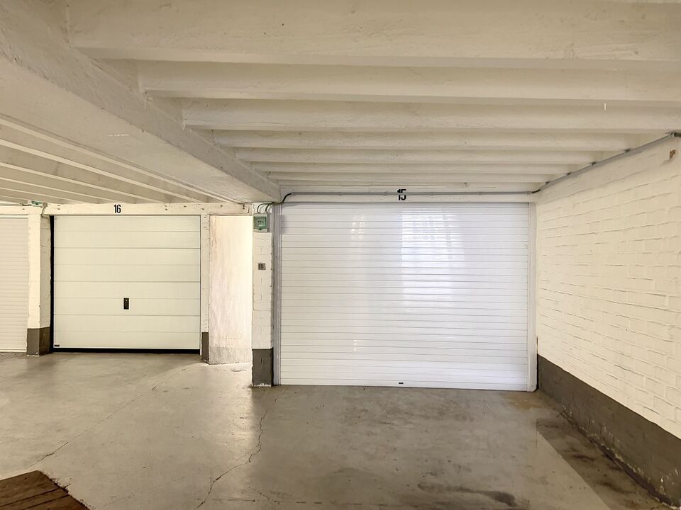 Garagebox op 50m van Zeedijk te Oostende-Mariakerke.  foto 1