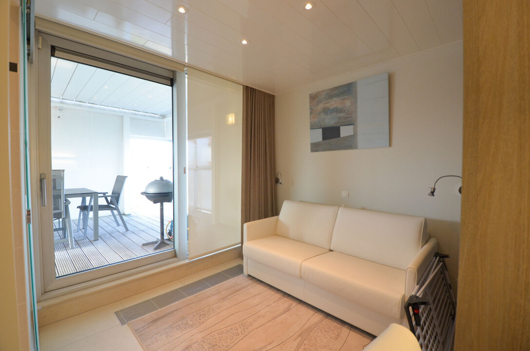 Luxe appartement met uitzonderlijke terras van 96m² op St-André Oostduinkerke! foto 14