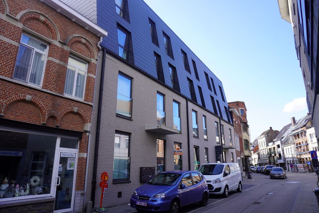 Te koop: Opbrengsteigendom met 16 appartementen en 16 autostaanplaatsen in het centrum van Lokeren - Zand foto 24