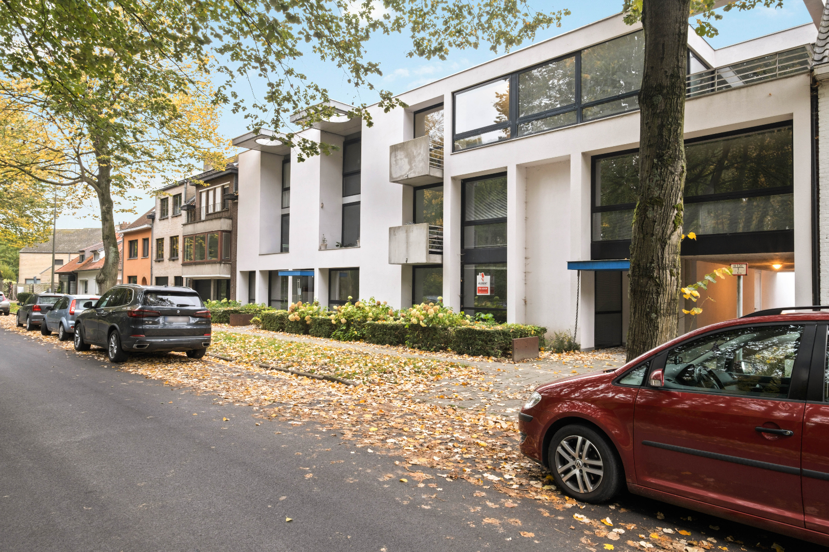 Stijvol afgewerkt appartement op uitstekende locatie te Sint-Michiels foto 6