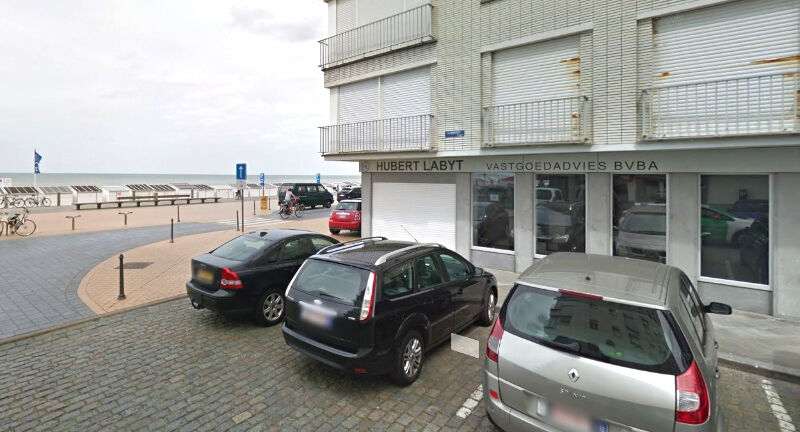 Mooie locatie - modern ingericht kantoor op hoek van Zeedijk en Luxemburgstraat te Oostende foto 10