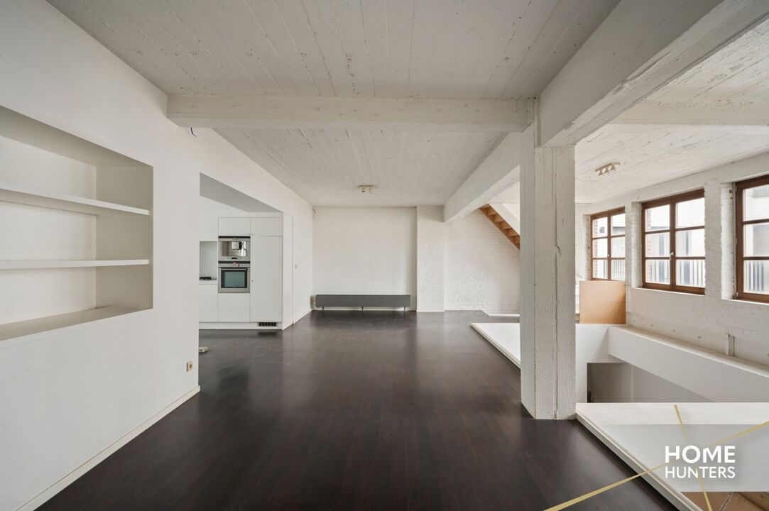 Uniek appartement met vloeroppervlakte van 830 m² en dakterras van 125 m² foto 11