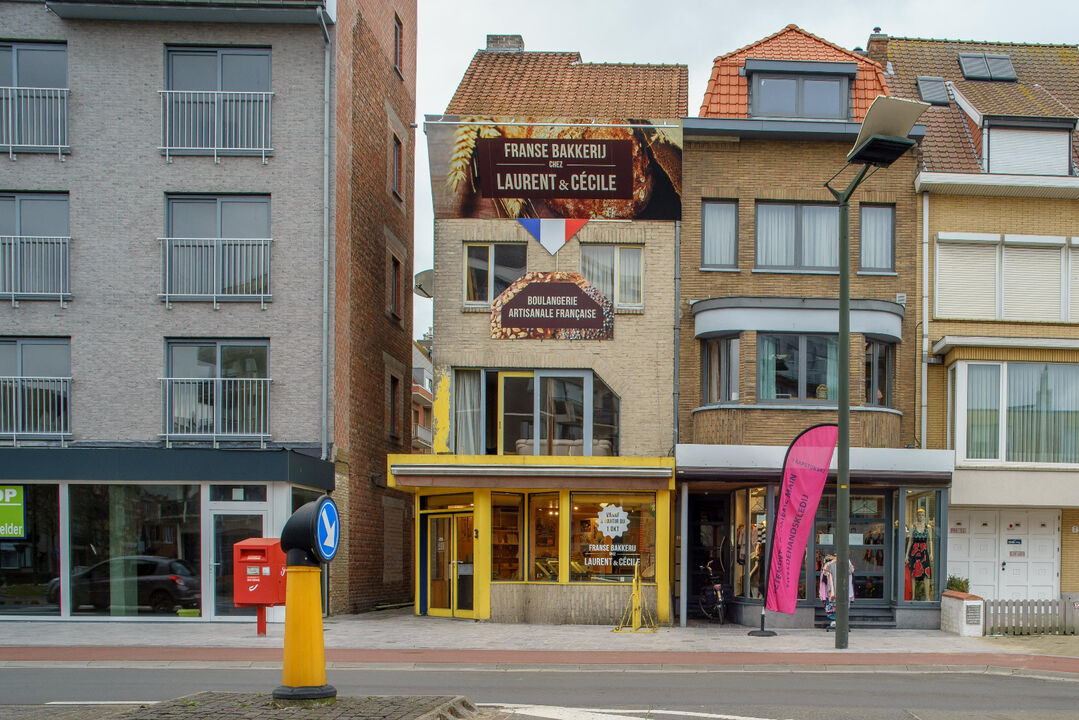 Handelspand bestaande uit bakkerij met woonst is gelegen in het centrum van Koksijde-Bad foto 3