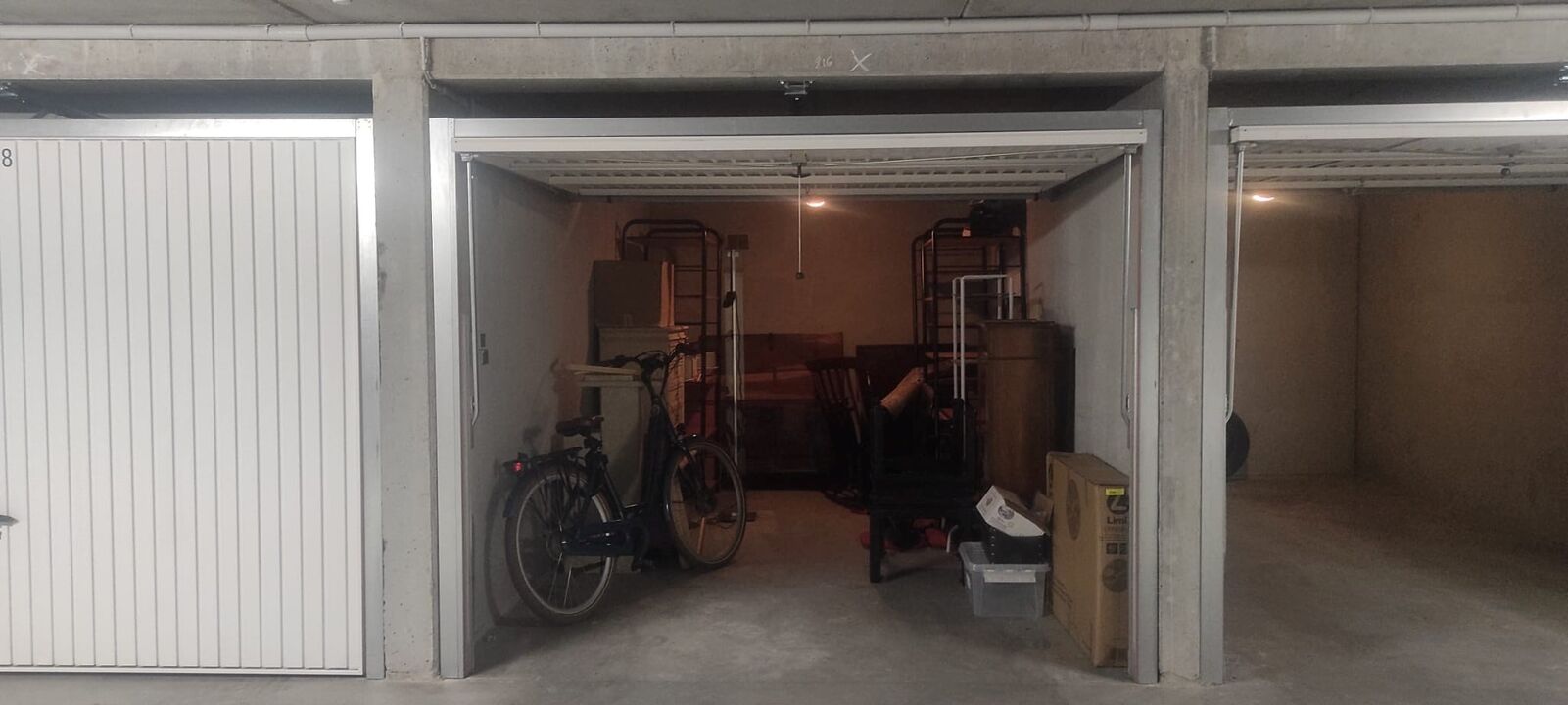 Sir Anthony - Zoutelaan: gesloten garagebox op niveau -3. foto 4