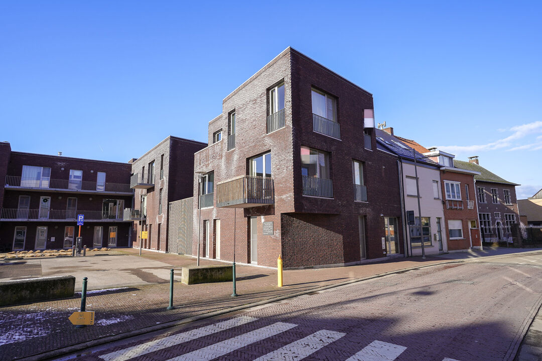 Modern duplex appartement met groot zuidgericht zonneterras te Breendonk foto 3