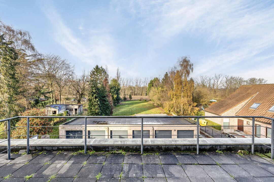 Instapklaar dakappartement (123 m²) met riant terras in het centrum van Meerhout ! foto 16