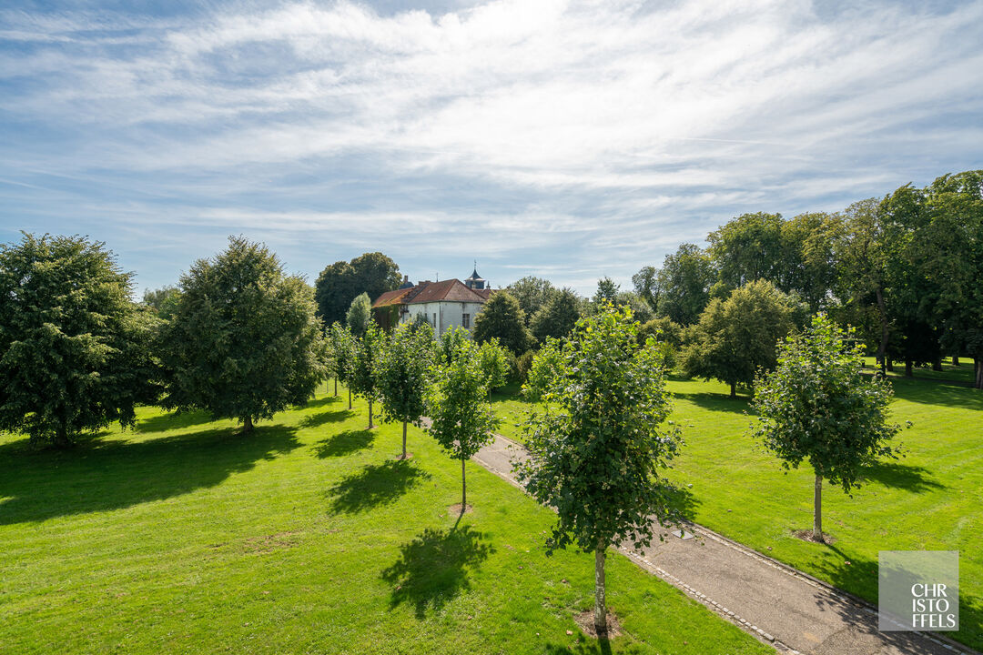 Exclusief villa-appartement van 391m² met vrij uitzicht op omliggend kasteelpark! foto 7