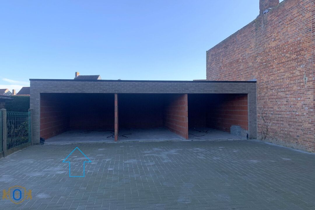 Nieuwbouw garage centrum Oostkamp foto 1
