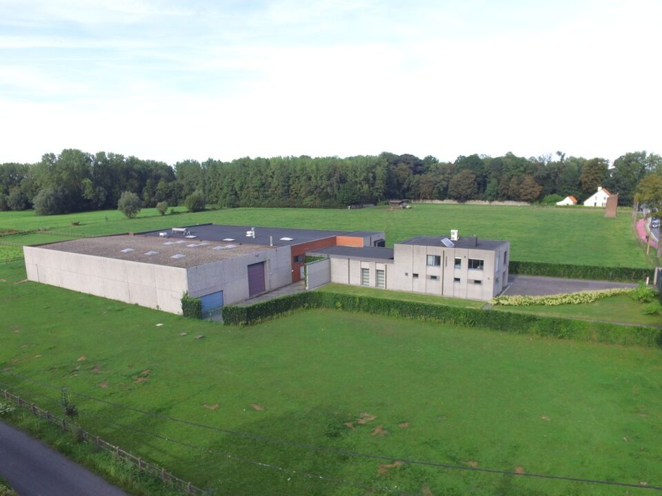 Veelzijdig bedrijfsgebouw (2345 m²) te Avelgem foto 29