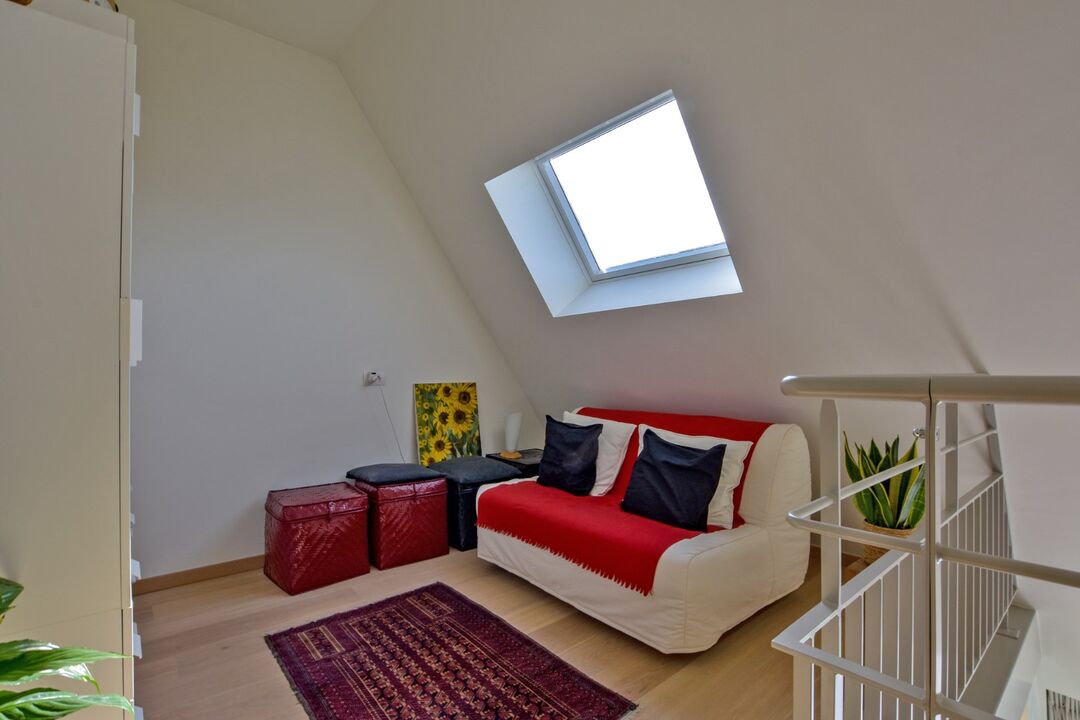 Luxueuze assistentieflat (89m² + 5m² terras) met 2 slaapkamers te Nieuwpoort.  foto 11
