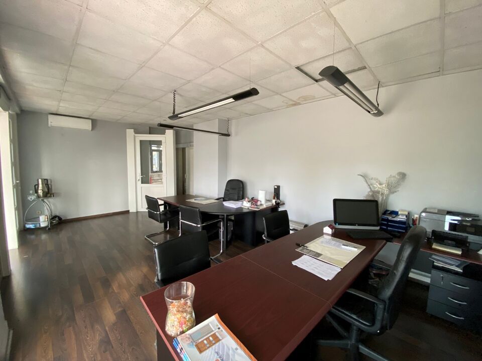 Perfect gelegen kantoorruimte te Heusden-Zolder foto 5