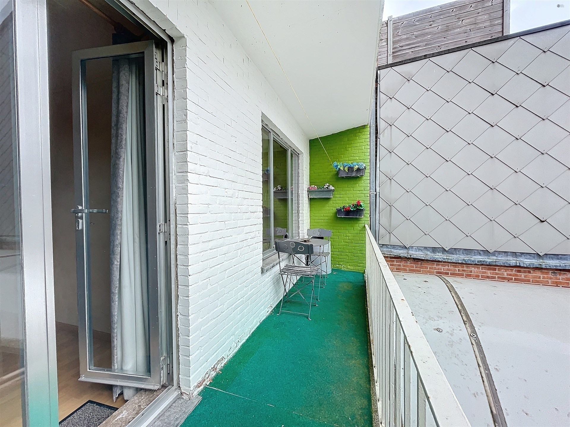 2-slaapkamer appartement met terras op toplocatie in centrum Sint-Niklaas foto 8
