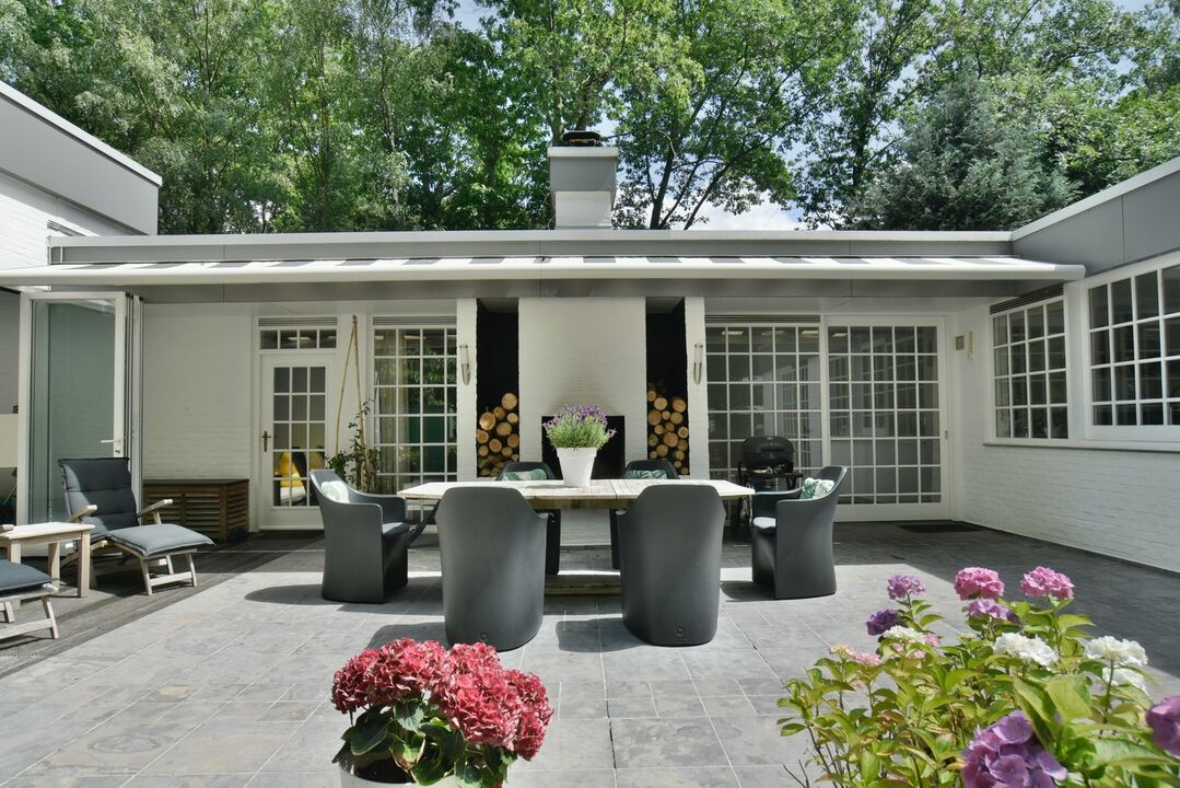 Schitterende villa-bungalow, exclusief gelegen in de villawijk "Zilverkust" te Lanaken-Rekem, op een fraai perceel van 2.850 m² foto 26