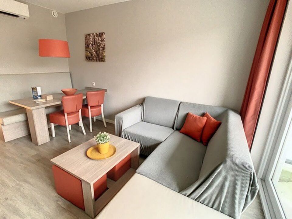 Vakantie appartement te koop in Houthalen-Helchteren! foto 2