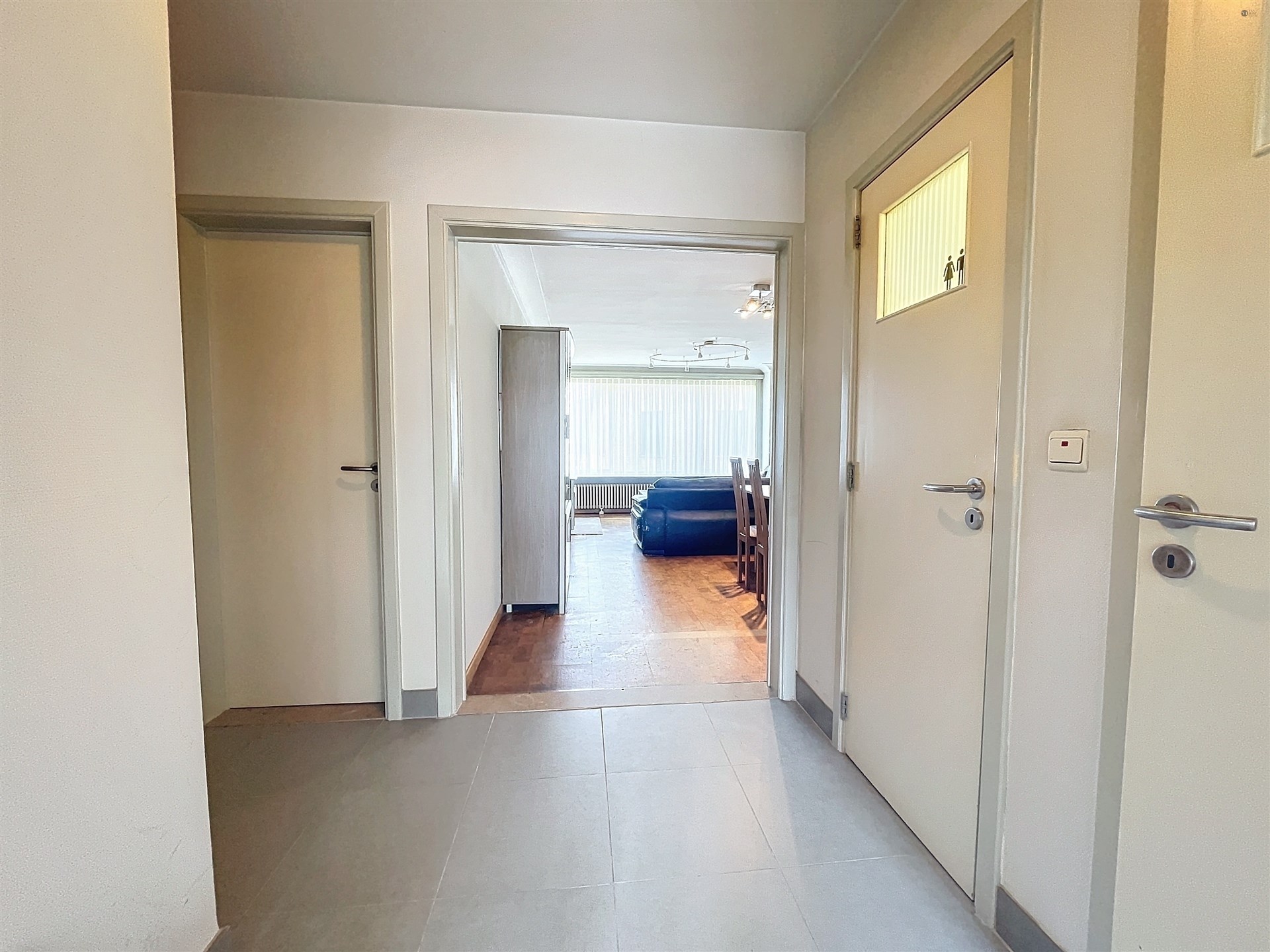 2-slaapkamer appartement met terras op toplocatie in centrum Sint-Niklaas foto 4