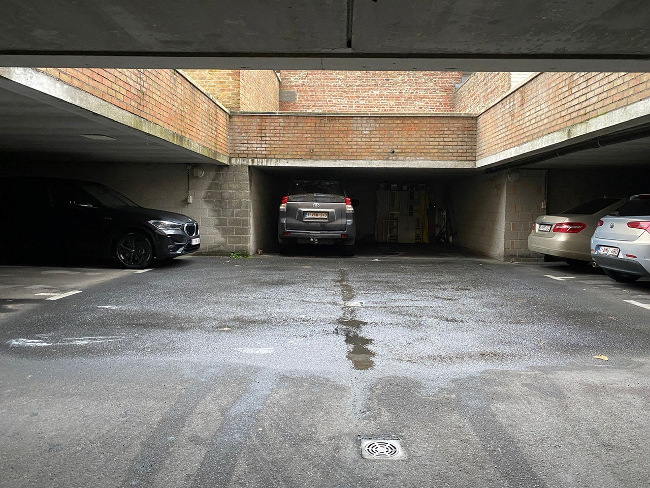 Zeer gemakkelijk toegankelijke parkeerplaats - Koningslaan  foto 4