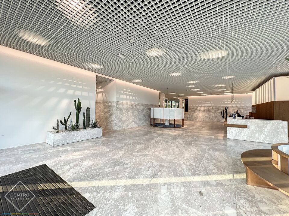 Prestigieuze en stijlvolle nieuwbouw kantoren te huur in KBP op AAA+ locatie in Kortrijk! foto 2