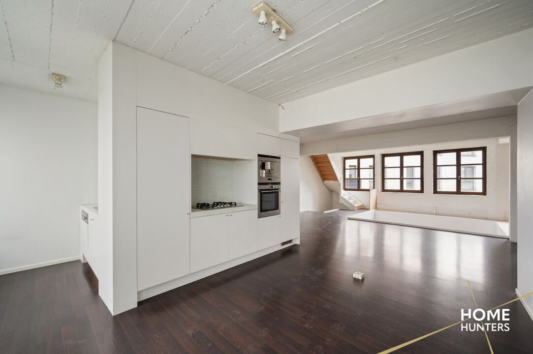 Uniek appartement met vloeroppervlakte van 830 m² en dakterras van 125 m² foto 10