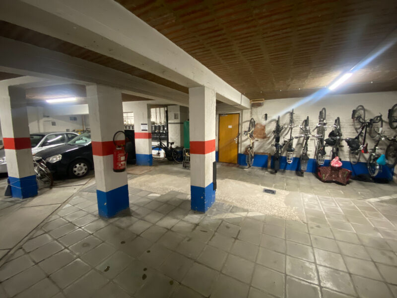 Overdekte autostaanplaats centrum Mechelen foto 5