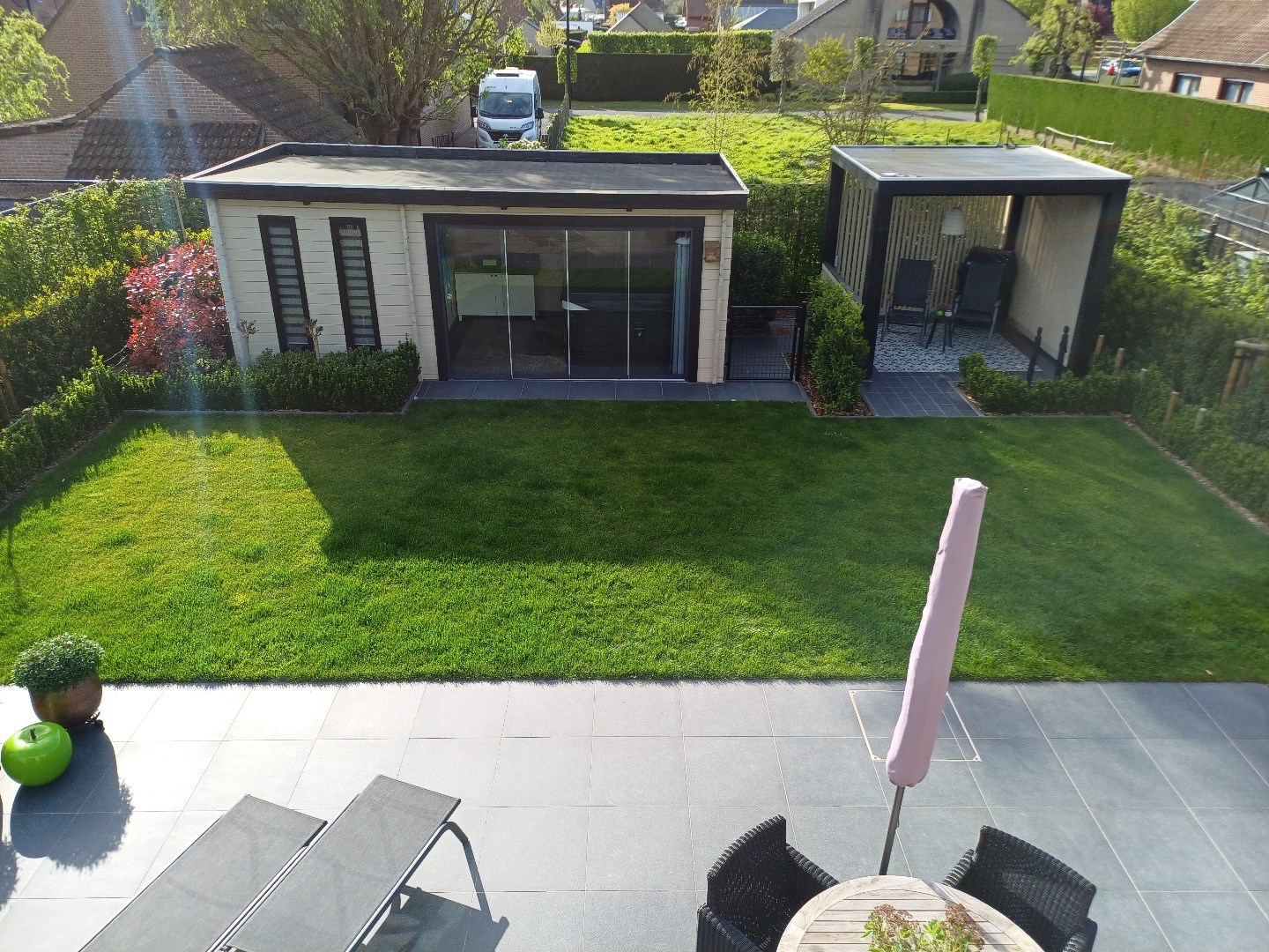 Nieuwe, super energiezuinige villa met vijf slaapkamers en zonnige tuin in doodlopende straat te Maldegem.  foto 28