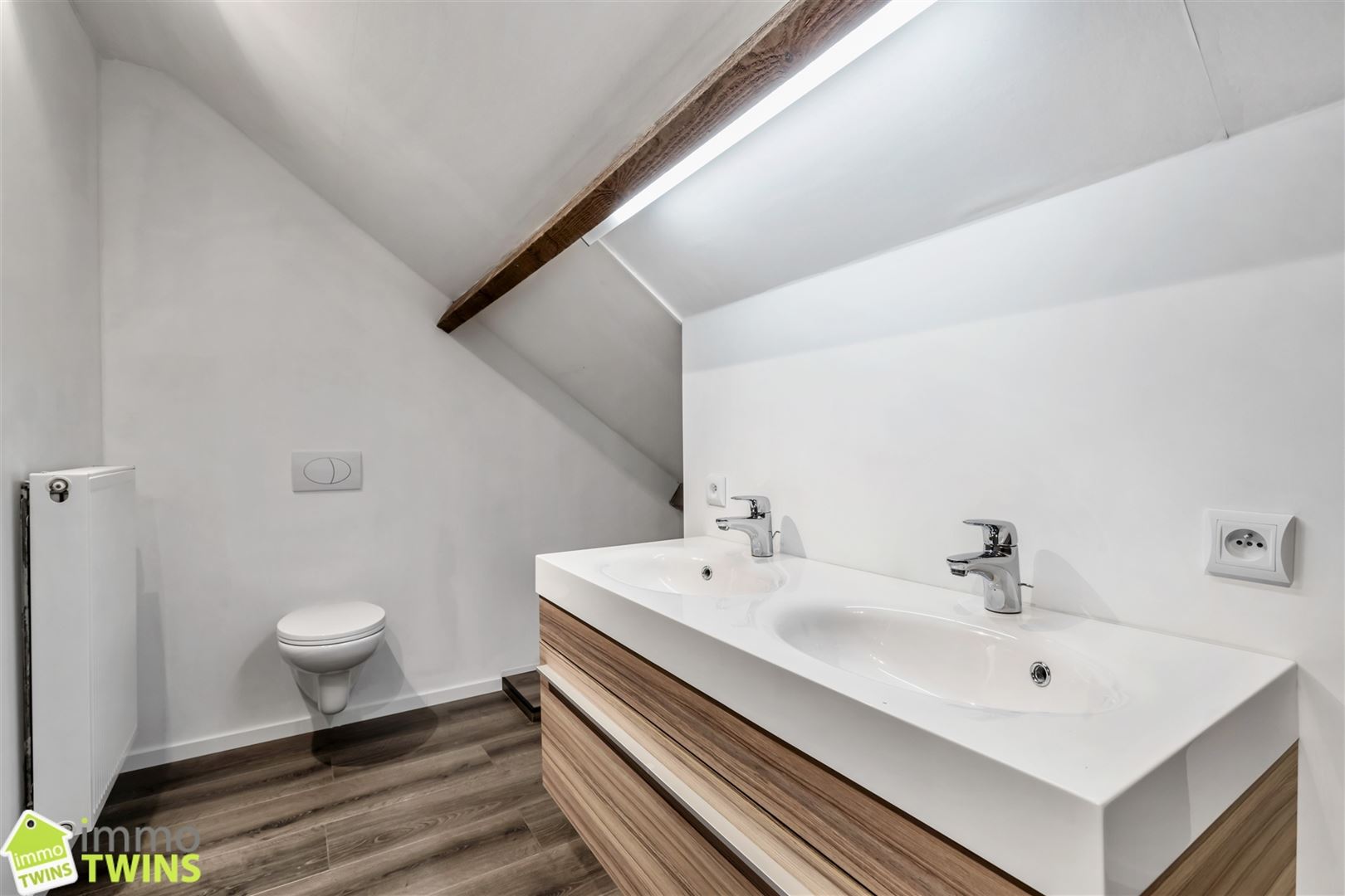 Instapklare, vrijstaande villa met 4 slpks & 2 badkamers op toplocatie in Berlare foto 10
