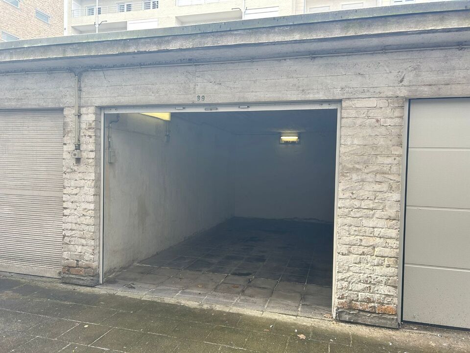 Garagebox vlakbij Zeedijk foto 5