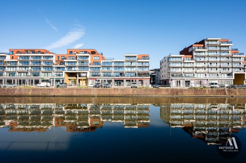 Recent appartement 107m² te Gent met zicht op water foto 2