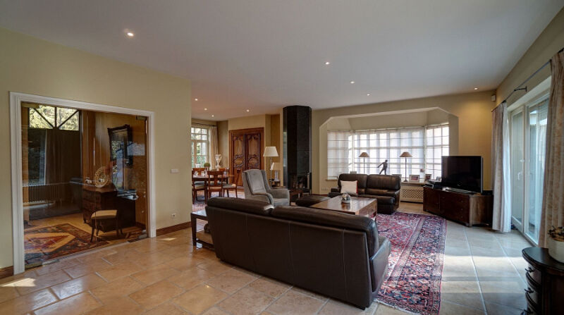 Stijlvolle luxe villa 240m² in cottage stijl + 60m² bijgebouw-garages op 20 are foto 5
