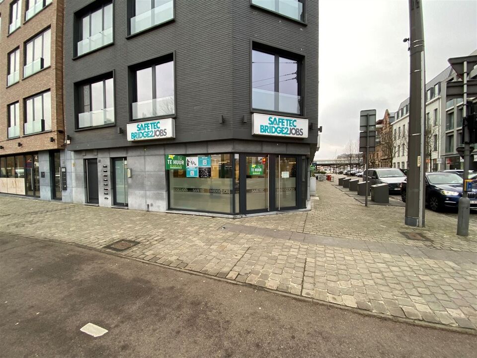 Commerciële ruimte gelegen nabij het MAS te Antwerpen  foto 9