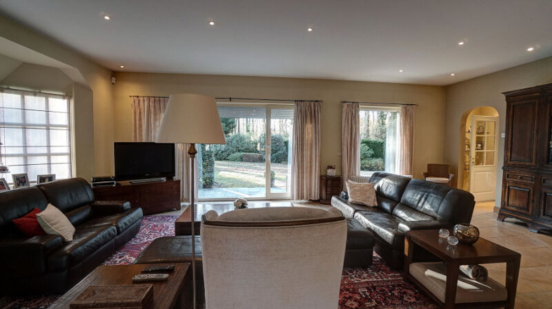 Stijlvolle luxe villa 240m² in cottage stijl + 60m² bijgebouw-garages op 20 are foto 6