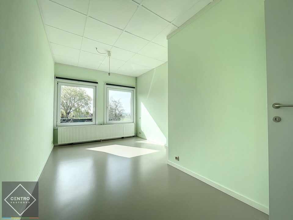 INTERESSANT PAND bestaande uit 3 APPARTEMENTEN  en 6 STUDIO'S, allen verhuurd! 7% rendement ! foto 6