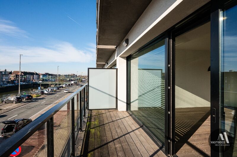 Recent appartement 107m² te Gent met zicht op water foto 11