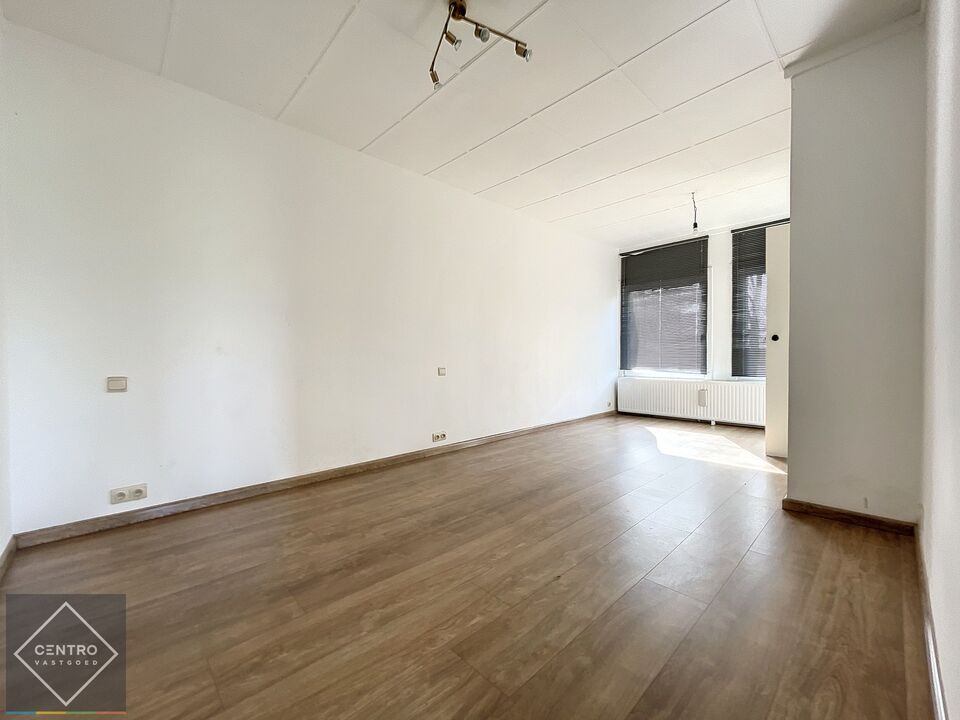 INTERESSANT PAND bestaande uit 3 APPARTEMENTEN  en 6 STUDIO'S, allen verhuurd! 7% rendement ! foto 10