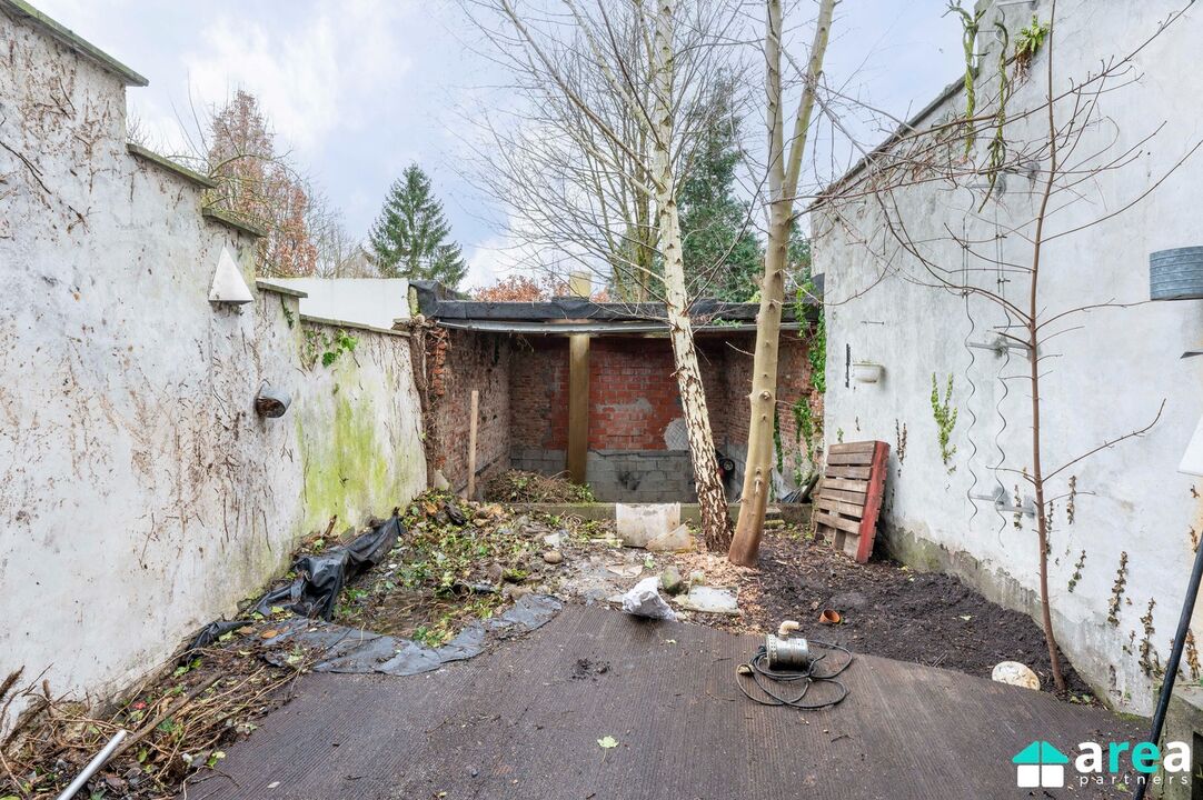 Leuke starterswoning met 2 slaapkamers en gezellige koer! foto 7