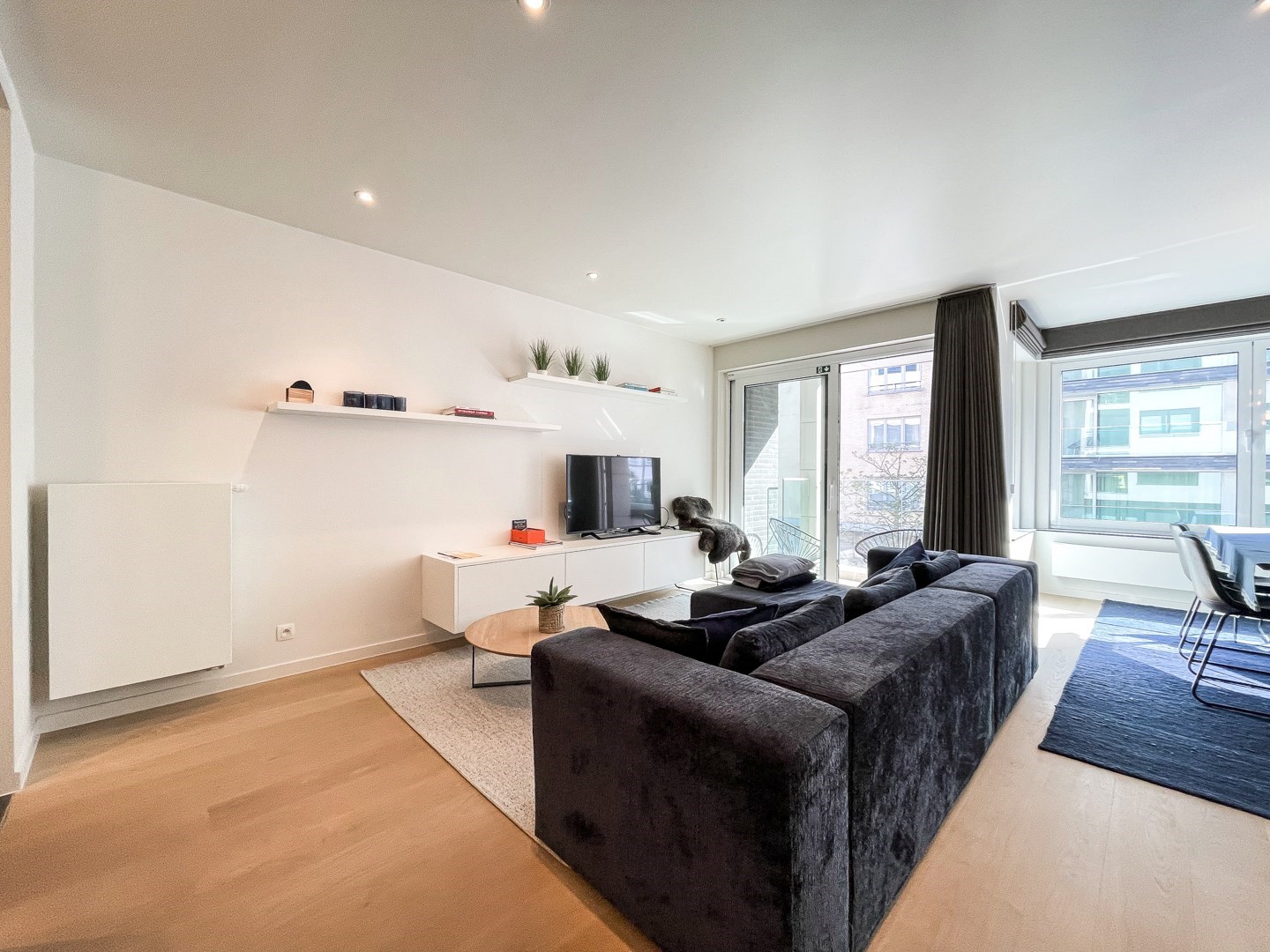 Recent appartement met mooie afwerking, gelegen vlakbij de Zeedijk en het Rubensplein. foto 8