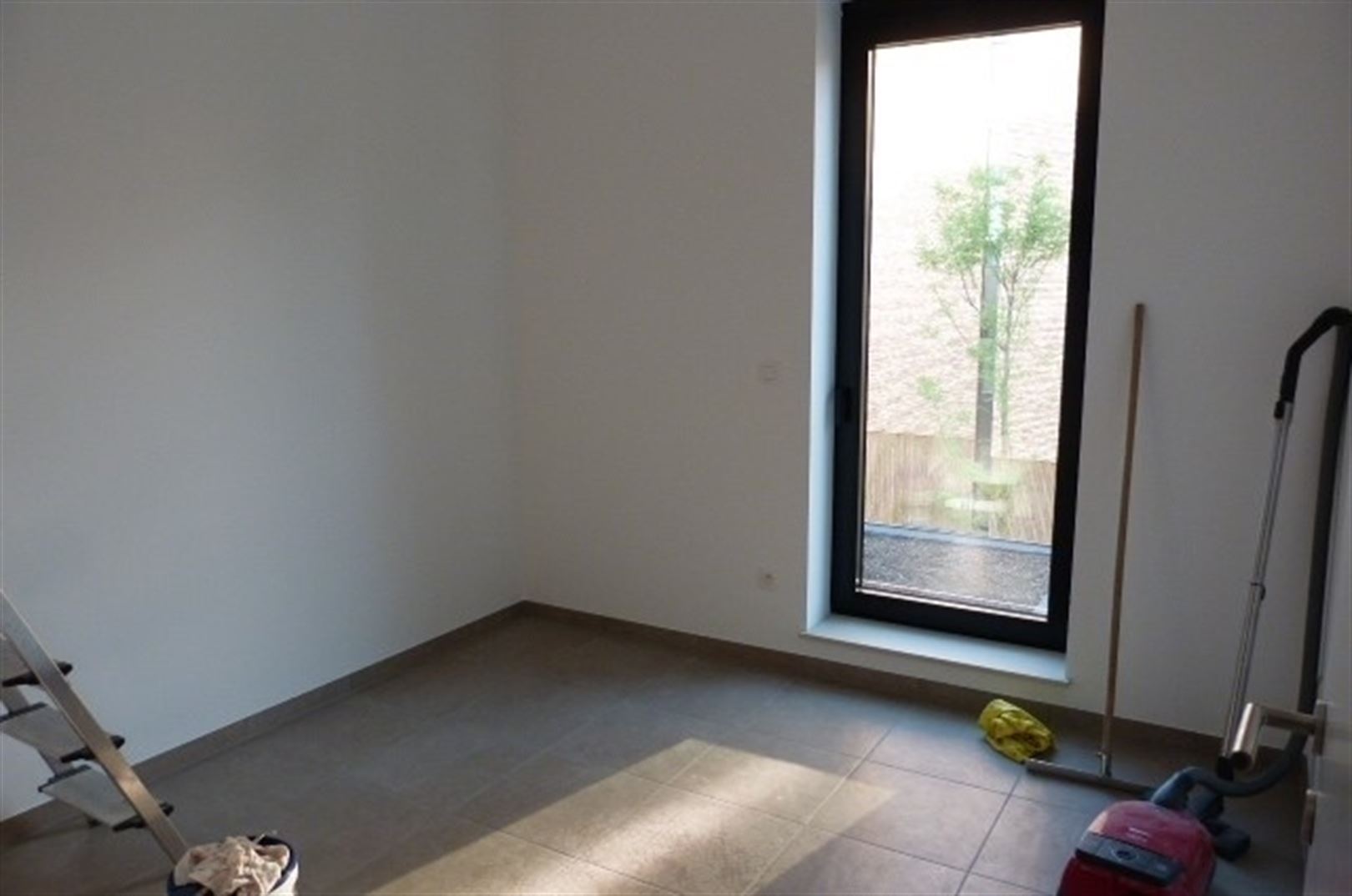 Luxe nieuwbouw-appartement met 2 slaapkamers  in centrum van Sint-Truiden. foto 14