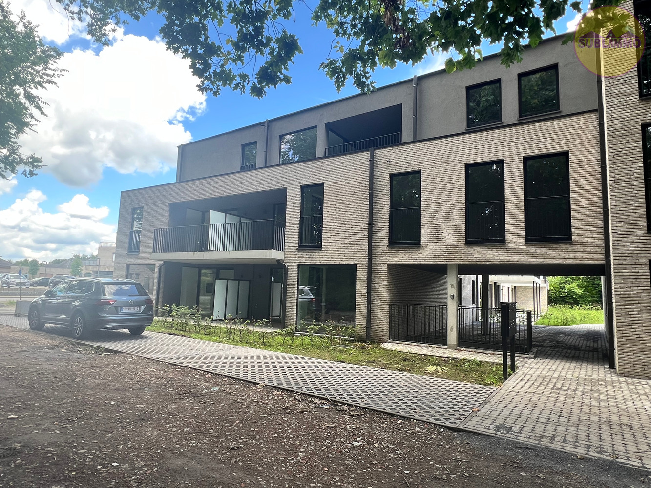 Nieuwbouwappartement op het gelijkvloers (105,40 m²) met 2 slaapkamers en terras met tuintje. foto 1