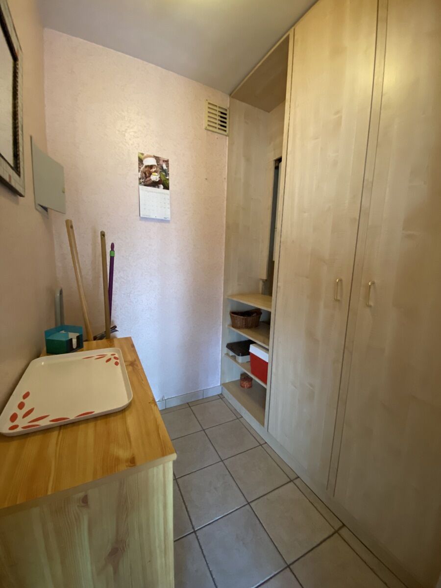 Gelijkvloers appartement met 2 slaapkamers, terras én garage foto 7