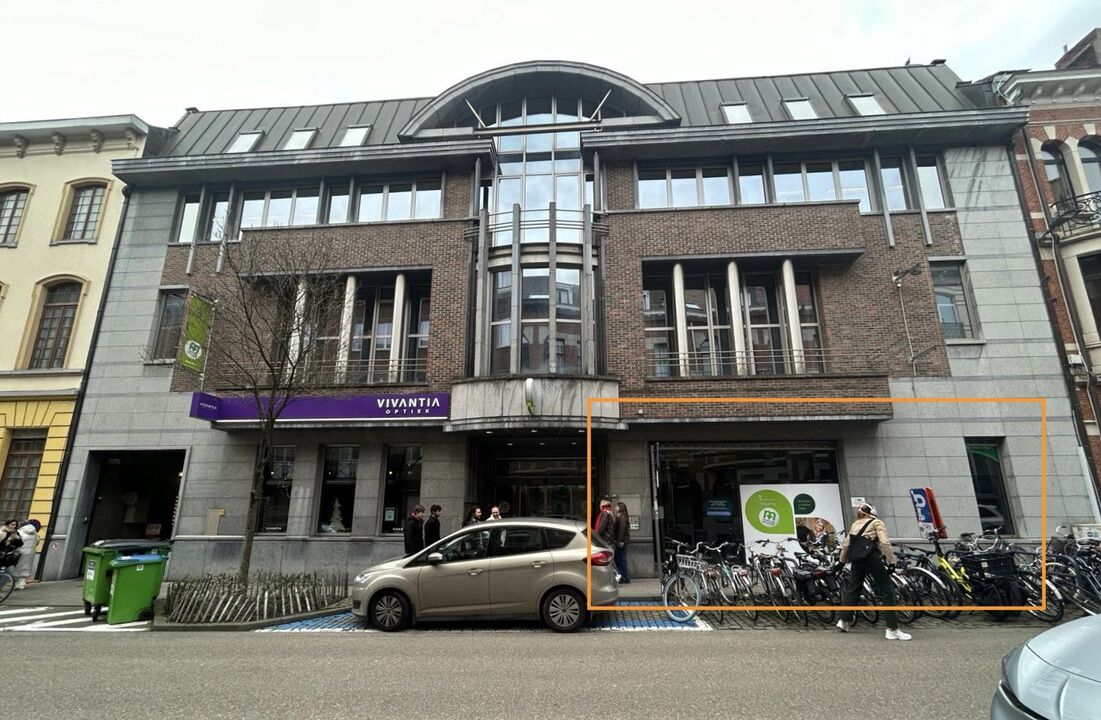Handelsgelijkvloers in het bruisende centrum van Leuven! foto 1