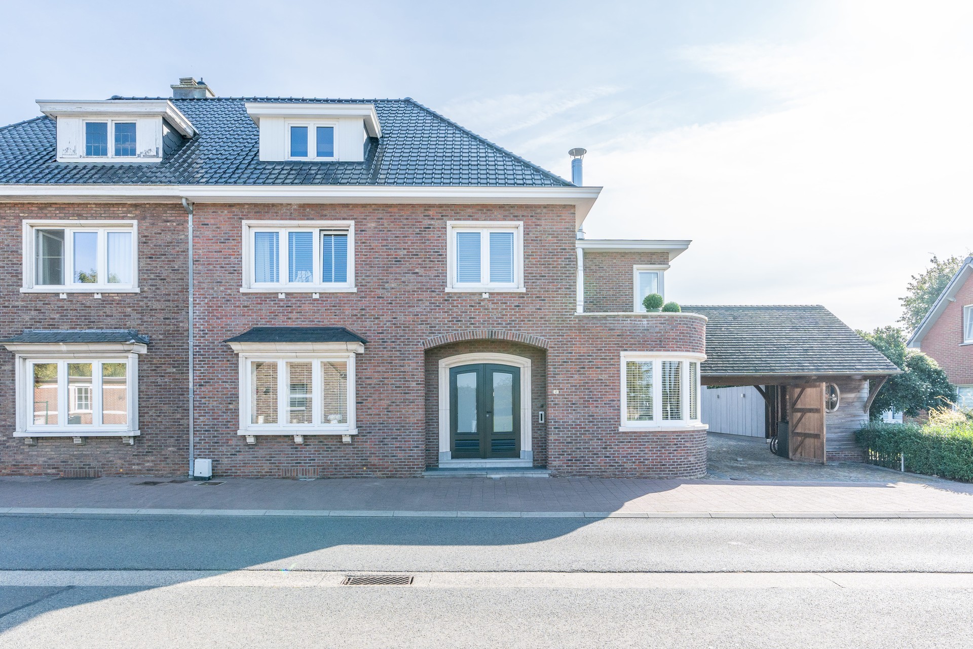 KARAKTERVOLLE, GERENOVEERDE WONING IN CENTRUM OPGLABBEEK foto 52